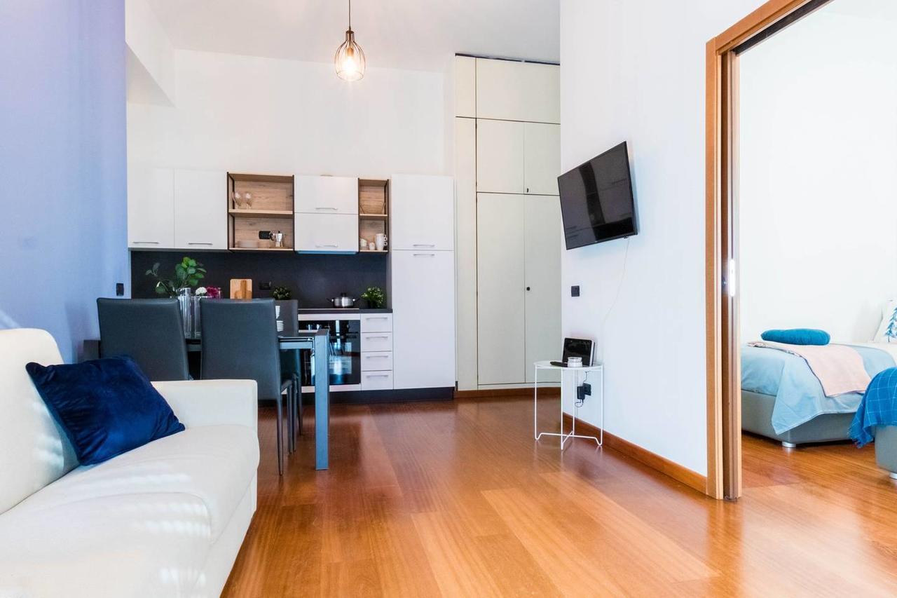 Appartamento Hintown Duomo Via Baracchini Milano Esterno foto